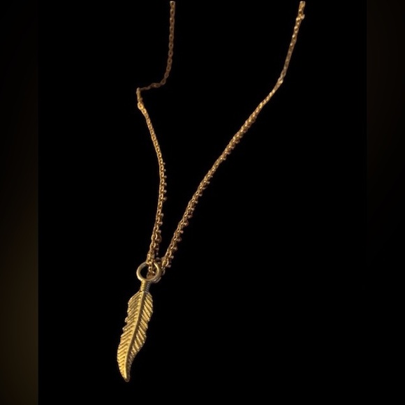 Feather Gold Tone Fashion Costume Bohemian Boho Jewelry Necklace - Picture 2 of 5